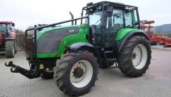 Valtra XM 130